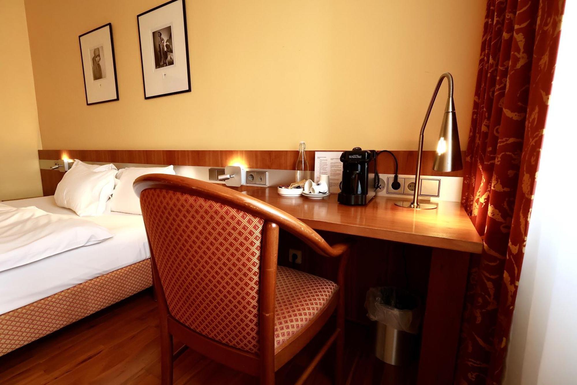Hotel De La Poste Ες Σιρ Αλζέτ Εξωτερικό φωτογραφία