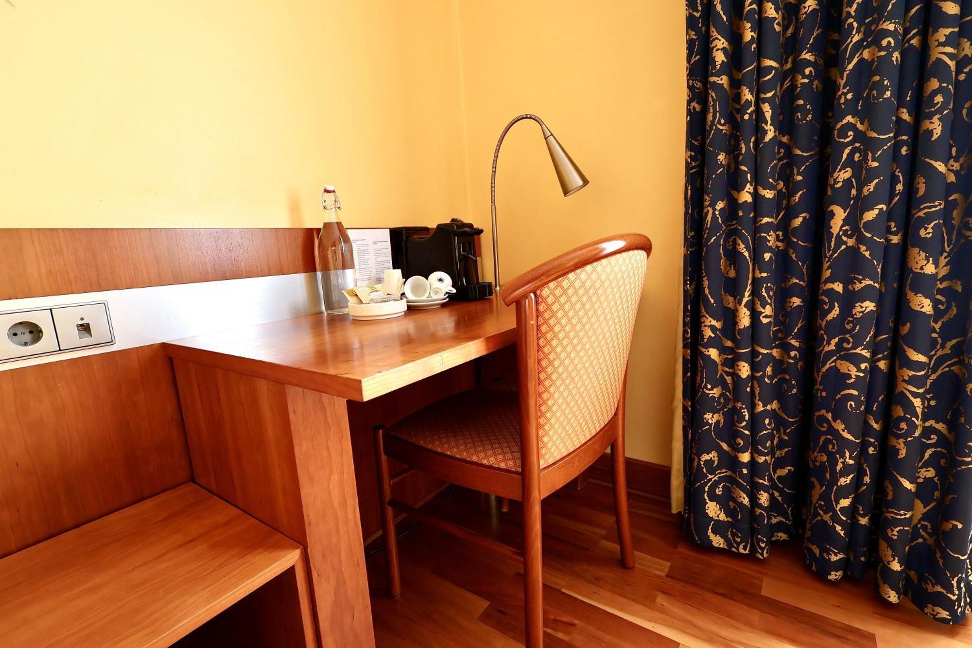 Hotel De La Poste Ες Σιρ Αλζέτ Εξωτερικό φωτογραφία
